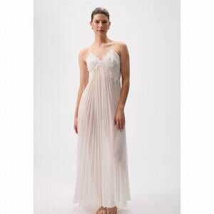 NEW RYA COLLECTION delight floor-length gown in ivory